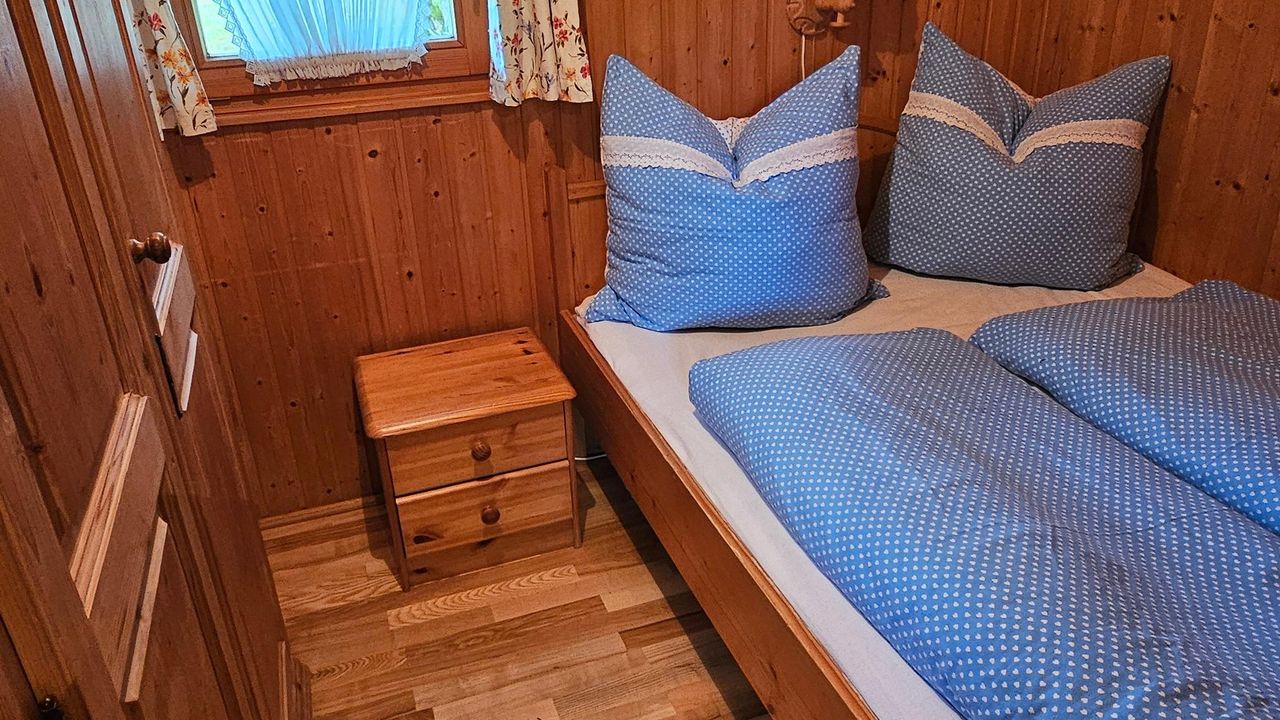 Ferienhäuschen Rosi - Schlafbereich Ferienhäuschen Rosi - Schlafbereich